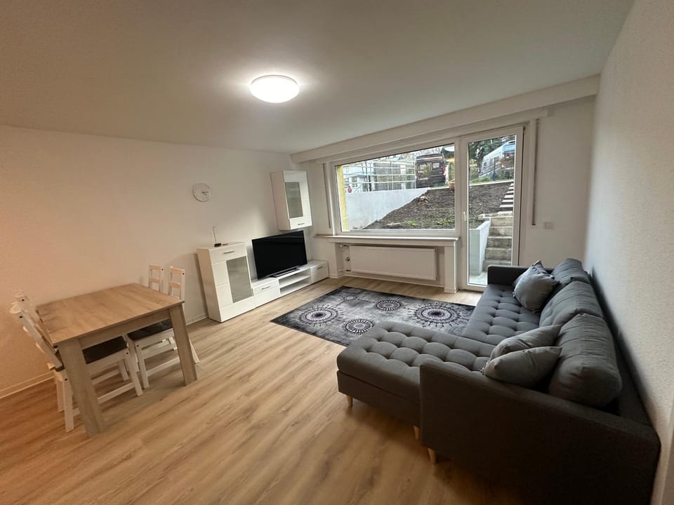 TV and multimedia, Living room, Seating area, Dining area, Evening entertainment, heating