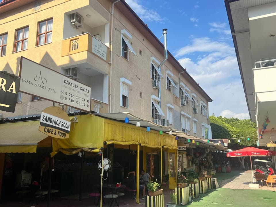 Property building, Street view