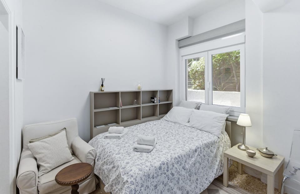 Garden, Bedroom, Garden view