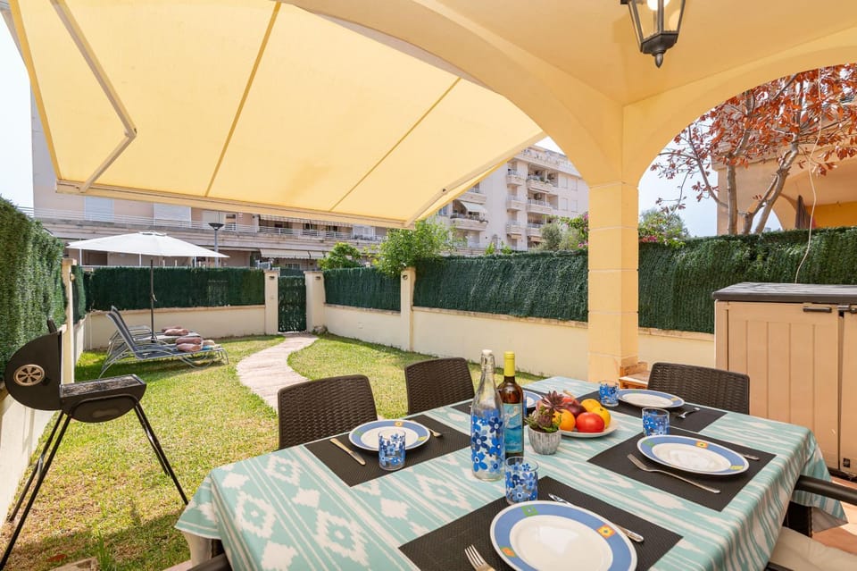 Patio, Garden, Garden view