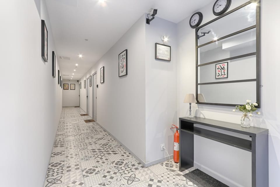 Saint Fargeau Gambetta III Lovely Apartment 4P-1BR Apartment in Paris