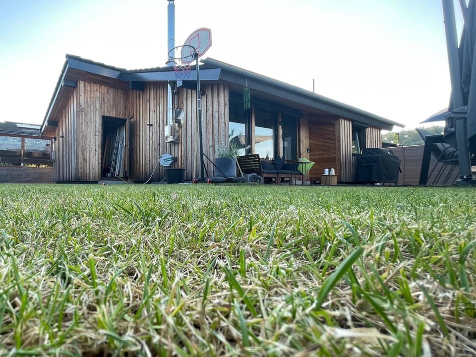 Property building, Garden, Garden view