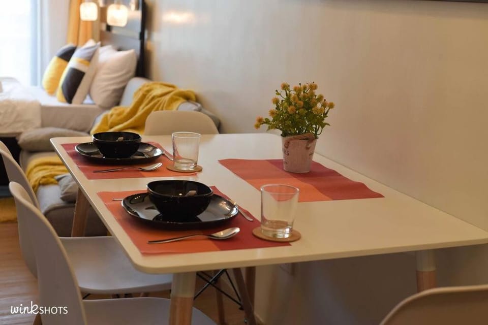 Deluxe Studio - U339 Pine Suites Tagaytay by RcplacePH Apartment in Tagaytay