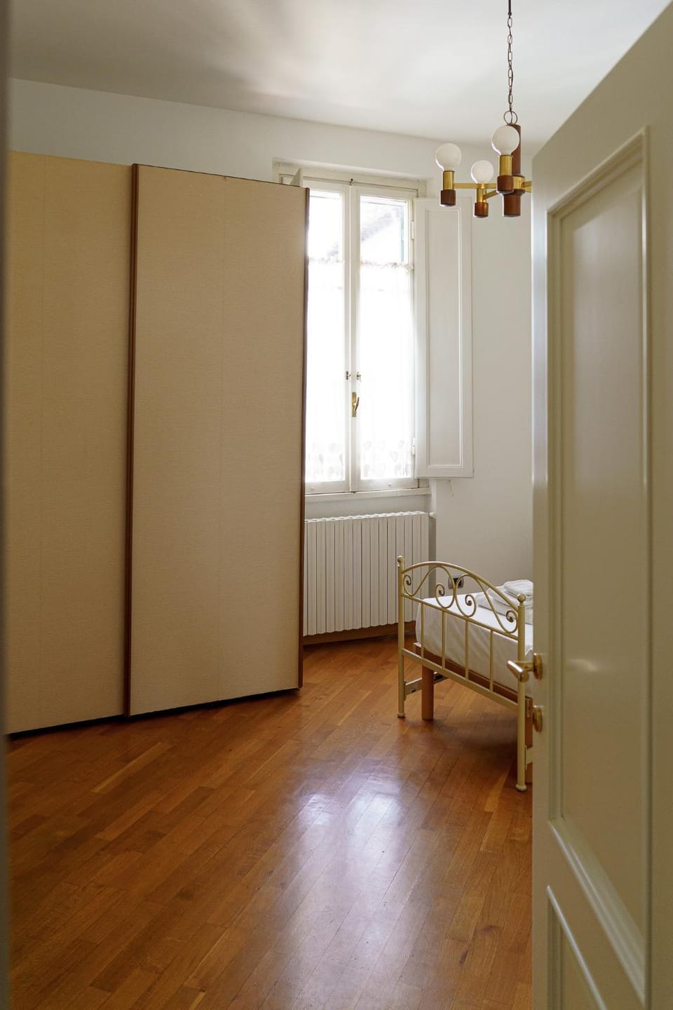 Spacious and pleasant 2-BR apt Apartment in Florence