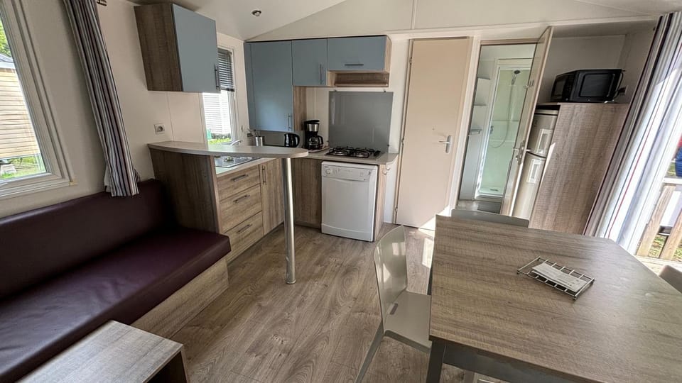 Mobilhome Avengers Camping du Ried Campground/ 
RV Resort in Ortenau