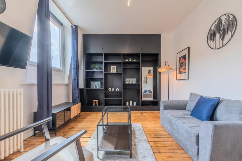 1 bedroom apartment near shops & metro Apartment in Hauts-de-France
