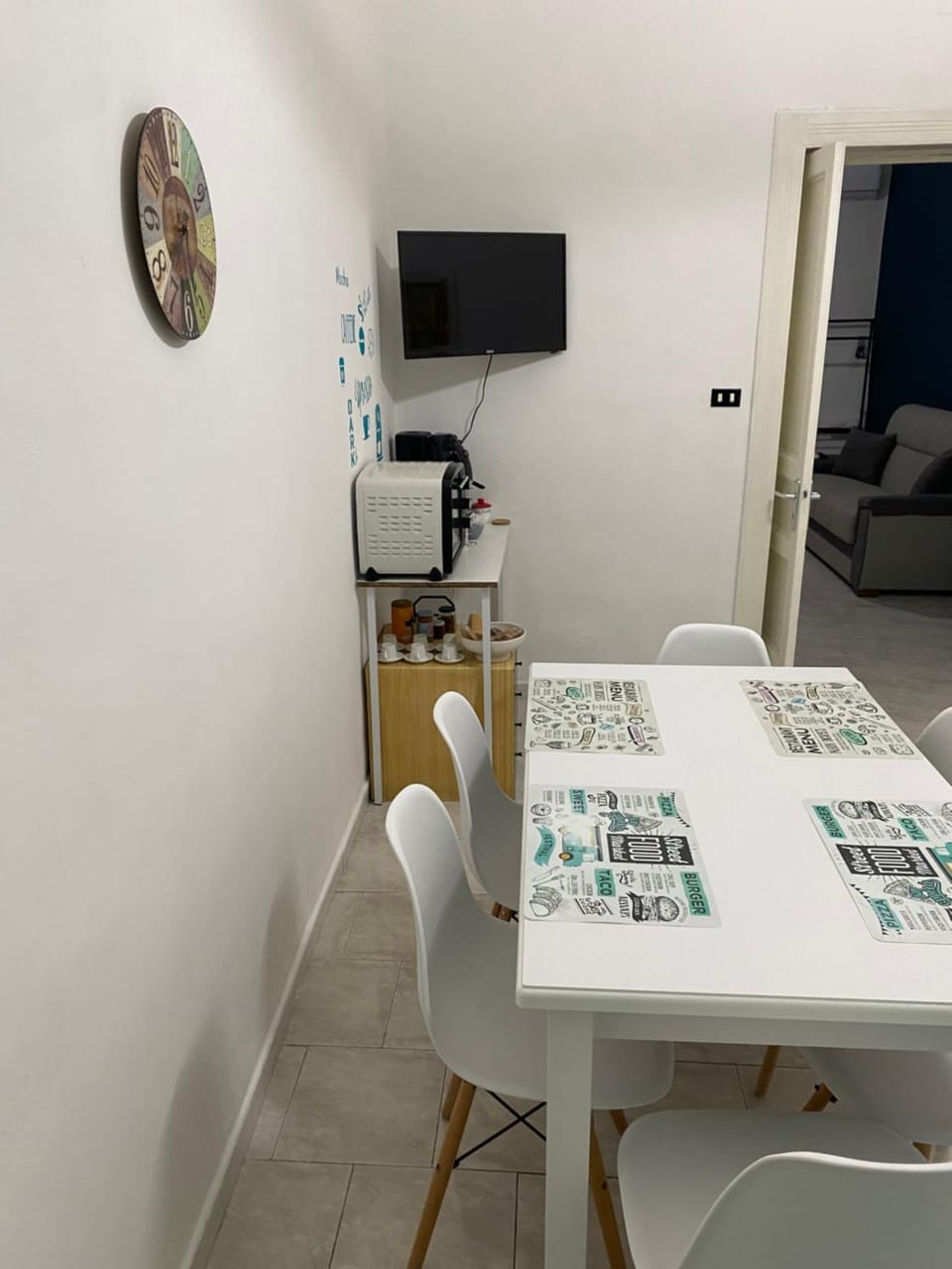 Coffee/tea facilities