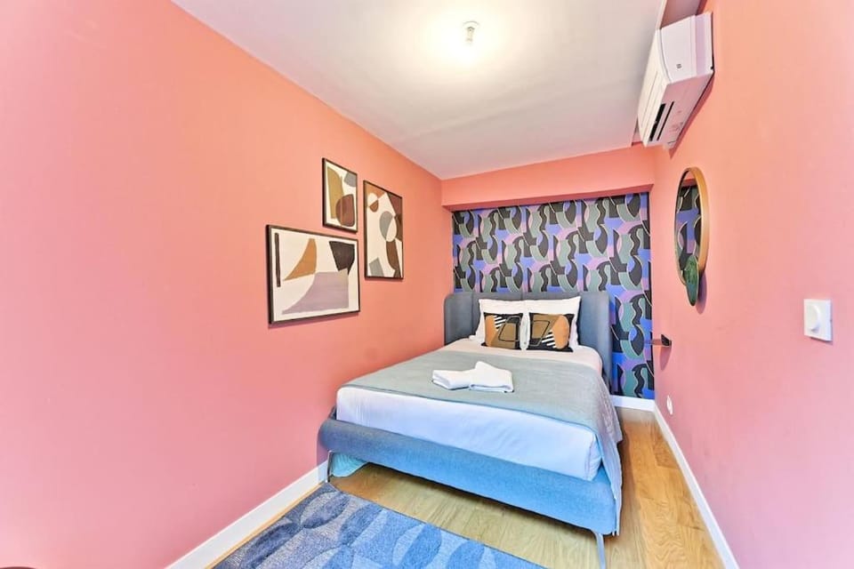 Bed, Photo of the whole room, Bedroom, air conditioner