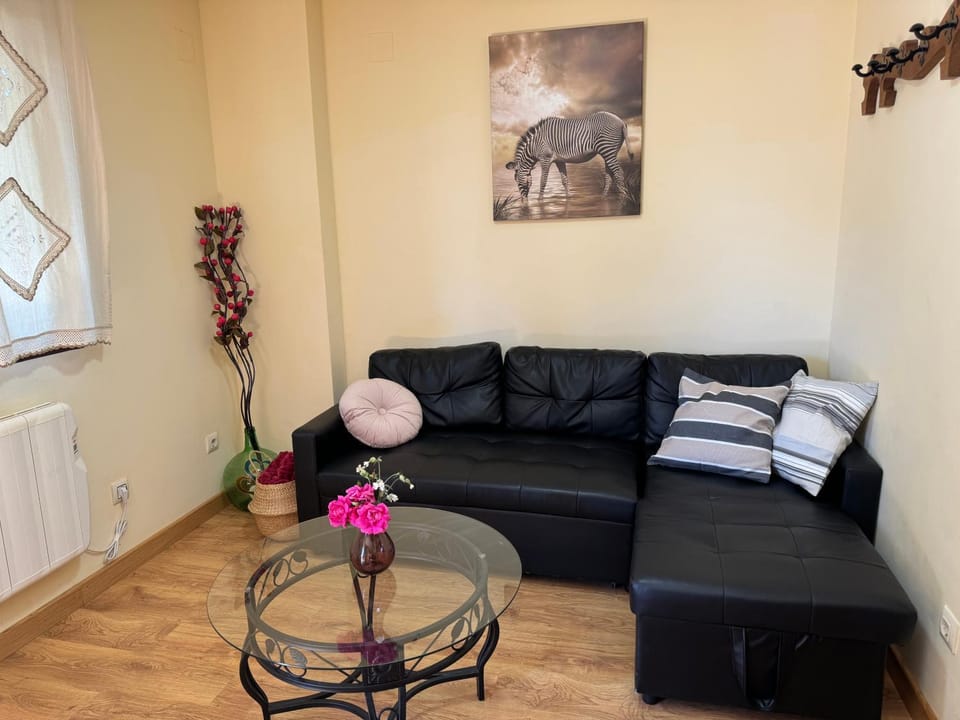 Living room, Lounge or bar