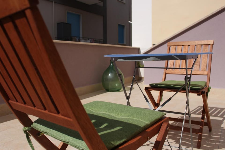Coffee/tea facilities, Balcony/Terrace