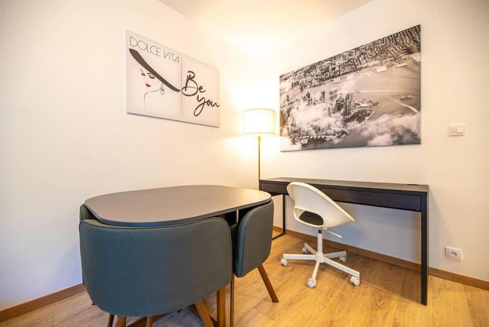 Appartement confortable et moderne - centre Apartment in Levallois-Perret