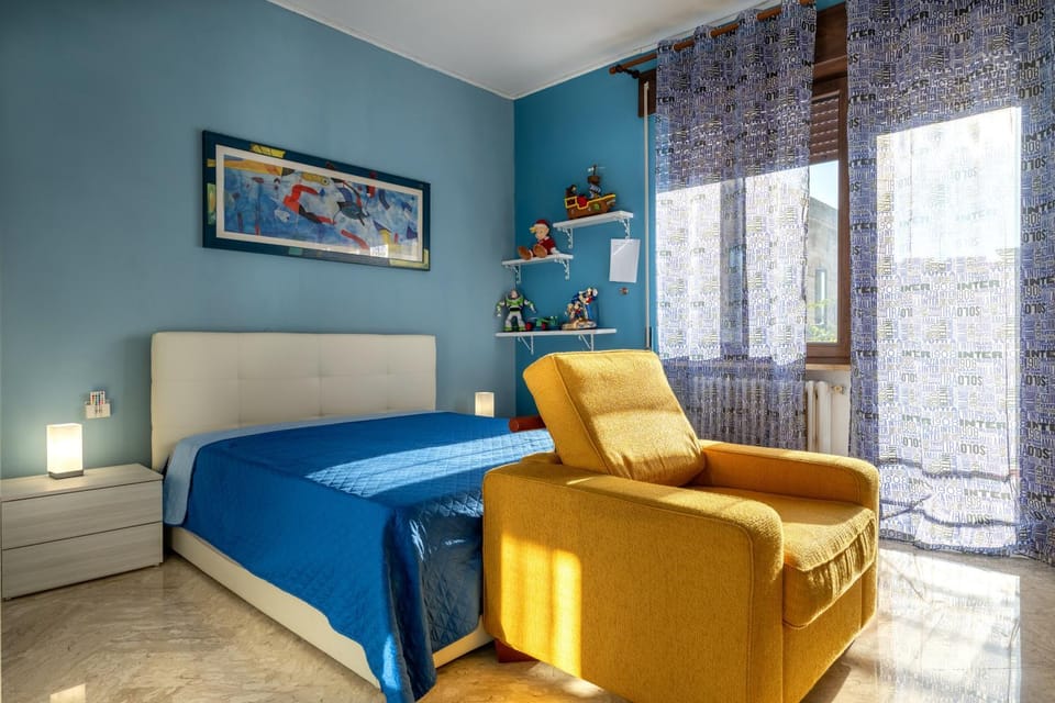 Living room, Bedroom