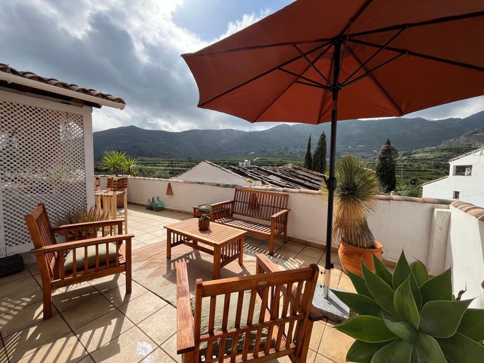 Patio, Balcony/Terrace