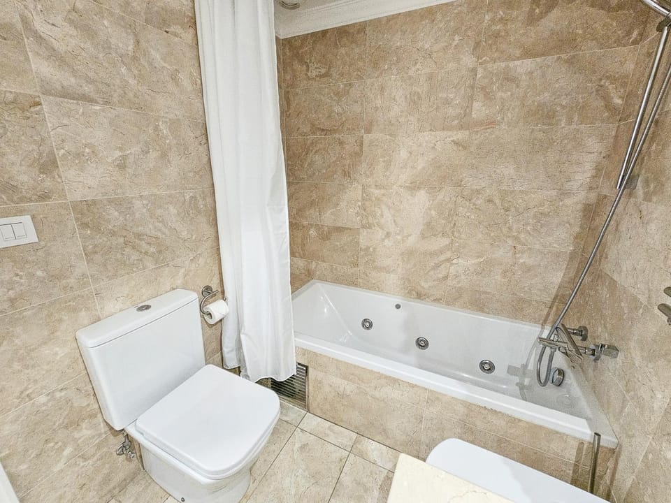 Bathroom, Bath