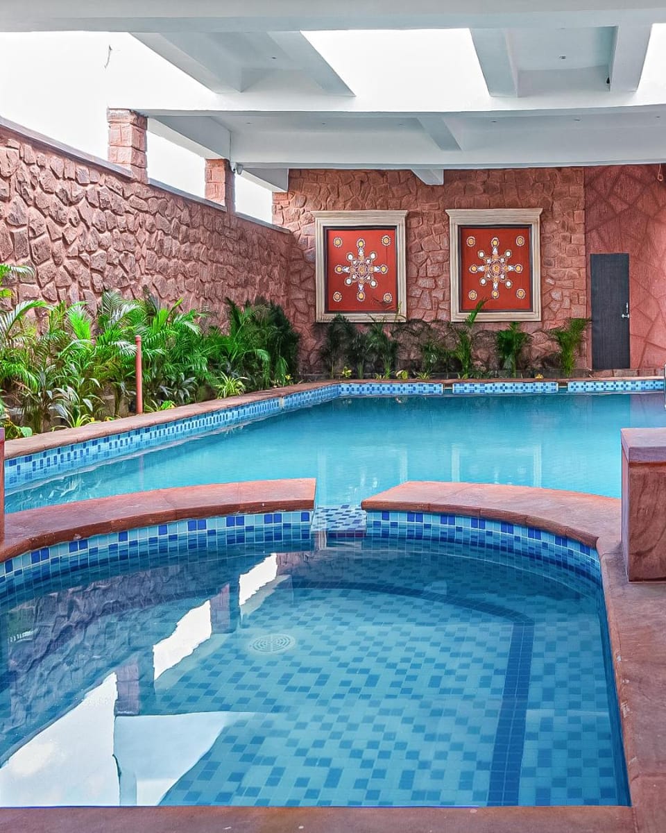 Pool view, Swimming pool