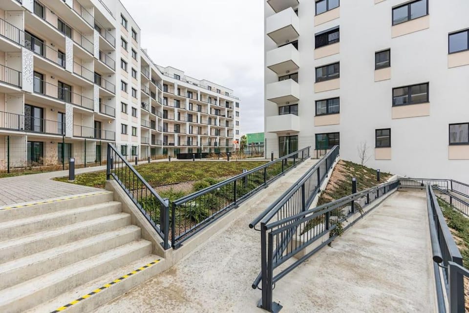 Flat 3 Sunny Haven Moderny 2i, Parking, WiFi Apartment in Bratislava