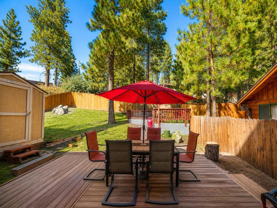 Patio, Spring, Summer, Autumn