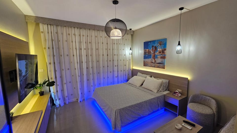 Bed, Photo of the whole room