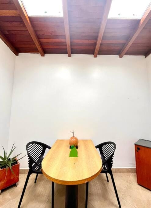 Dining area, minibar