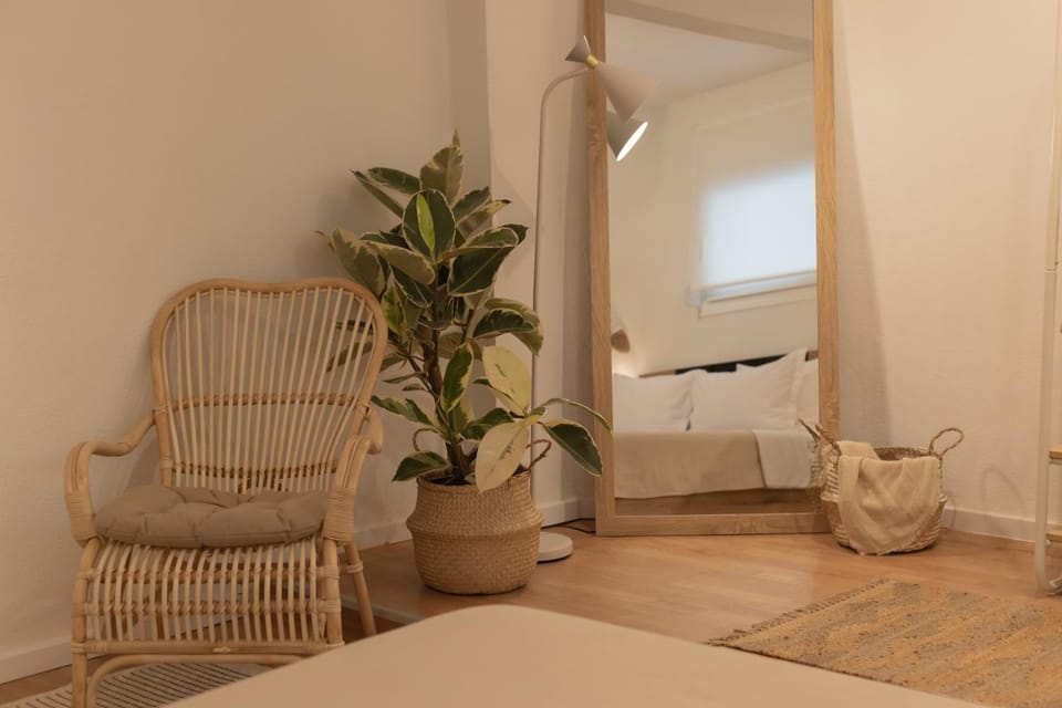 The Cozy Nest, by Jo & Key Living - City Center Apartment in Thessaloniki