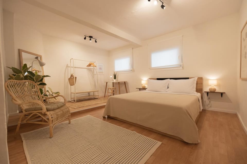 The Cozy Nest, by Jo & Key Living - City Center Apartment in Thessaloniki