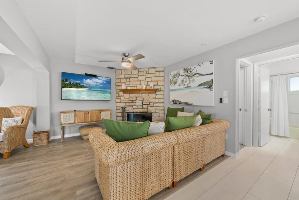 Rabbit Retreat House in Sanibel Island