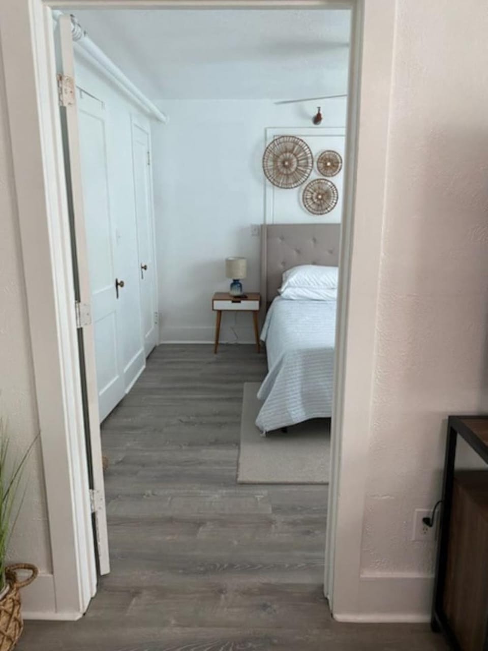 Beautiful Apartment 307 in a 100 year old building Apartment in Klamath Falls
