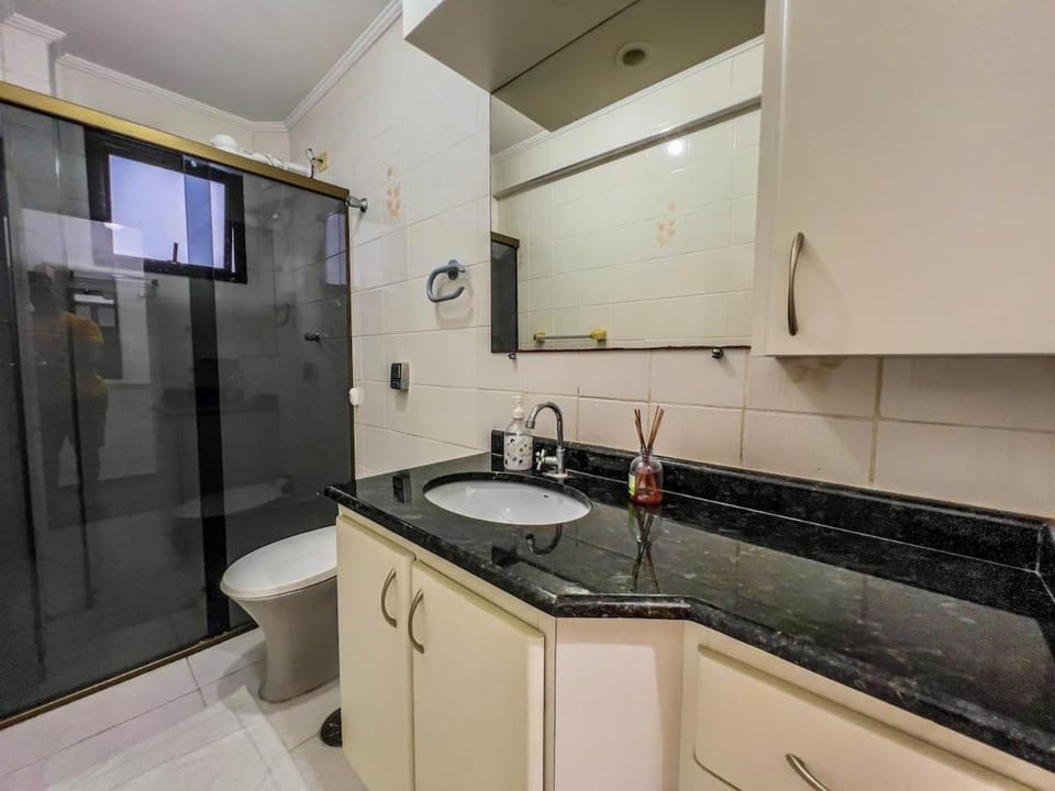 R12 · 2 Quadras da Praia Apartment in State of São Paulo