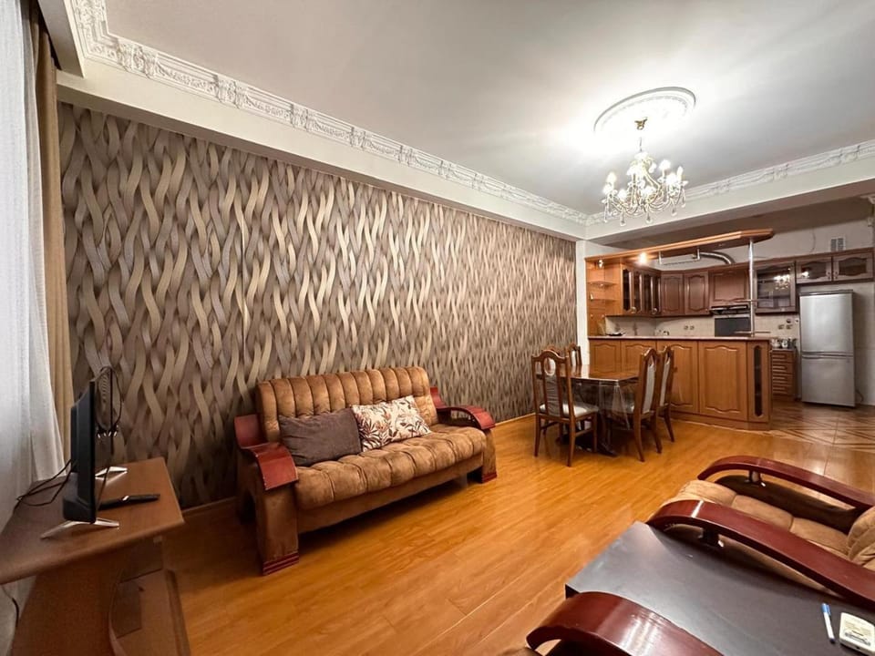 Kitchen or kitchenette, Living room, Dining area, minibar, stove