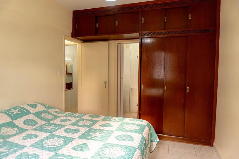 R19 · 2 Quadras da praia Apartment in State of São Paulo
