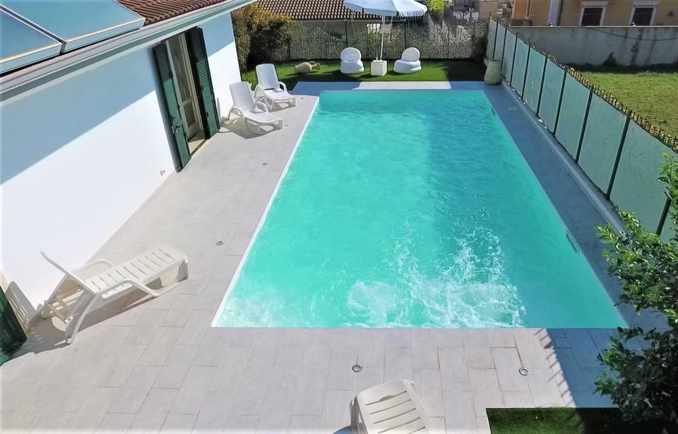 Pool view, Swimming pool