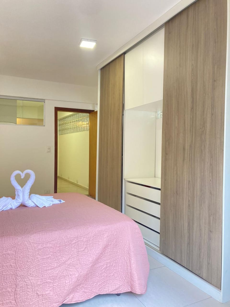 Bedroom, wardrobe