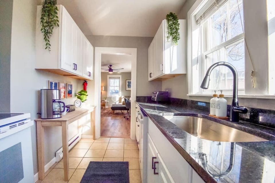 The Sunnyside Stay Apartment in Dover