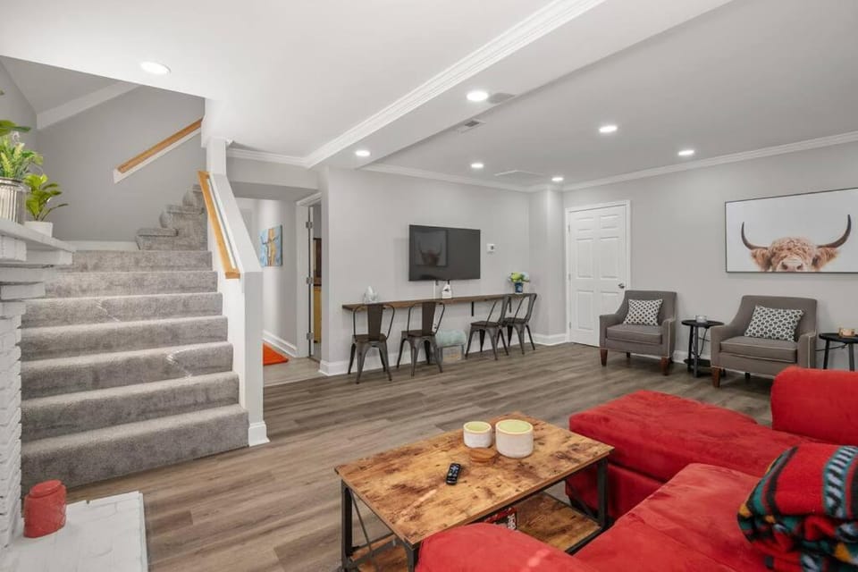 TV and multimedia, Living room, Seating area