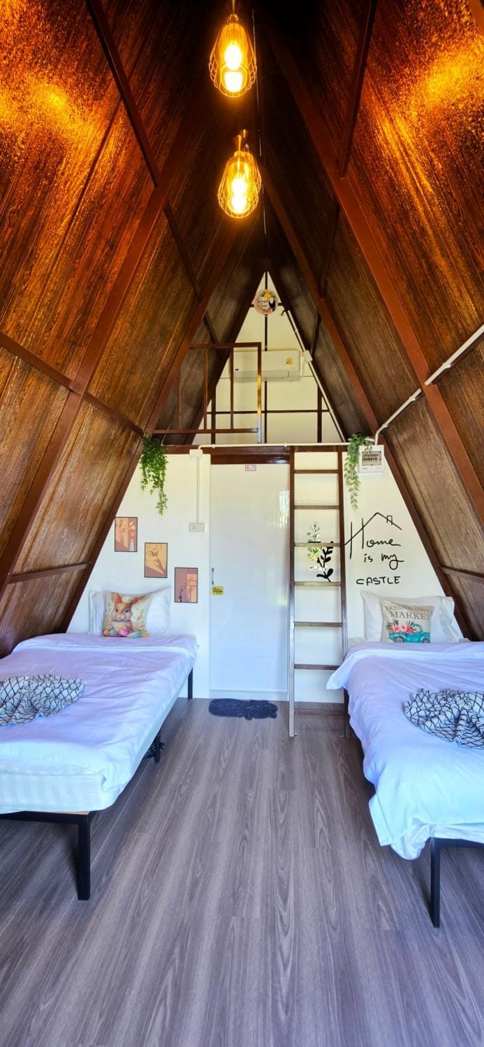 Tiny Island Lake Lodge Vacation rental in Bangkok