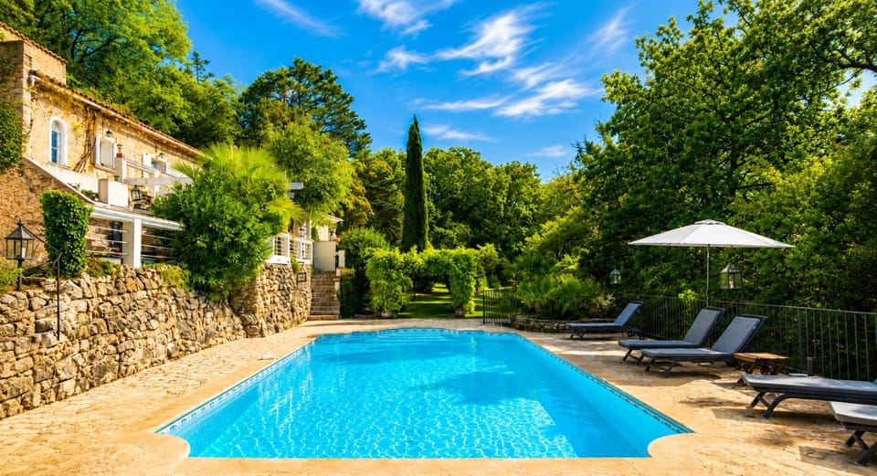 Patio, Day, Natural landscape, Garden, Garden view, Pool view, Swimming pool, sunbed