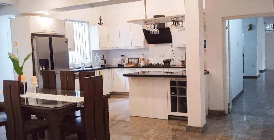 Pebblebrook Apartment in Western Province