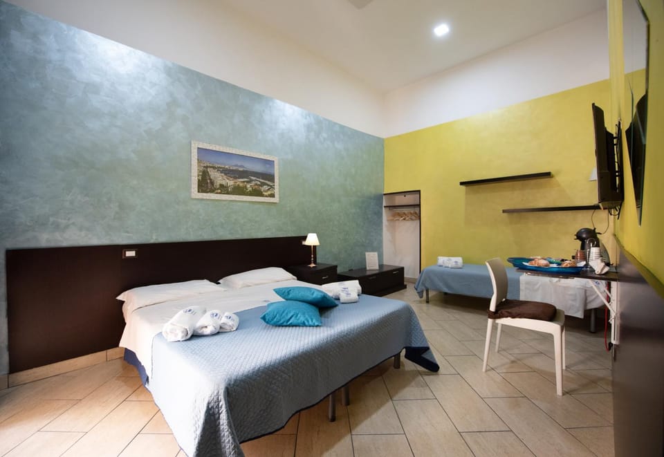 Napolì Affittacamere Bed and Breakfast in Naples