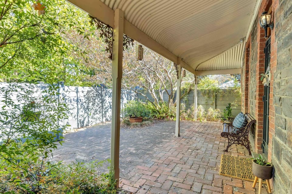 Cozy Bluestone House in Norwood Perfect for Families and Their Pets House in Adelaide