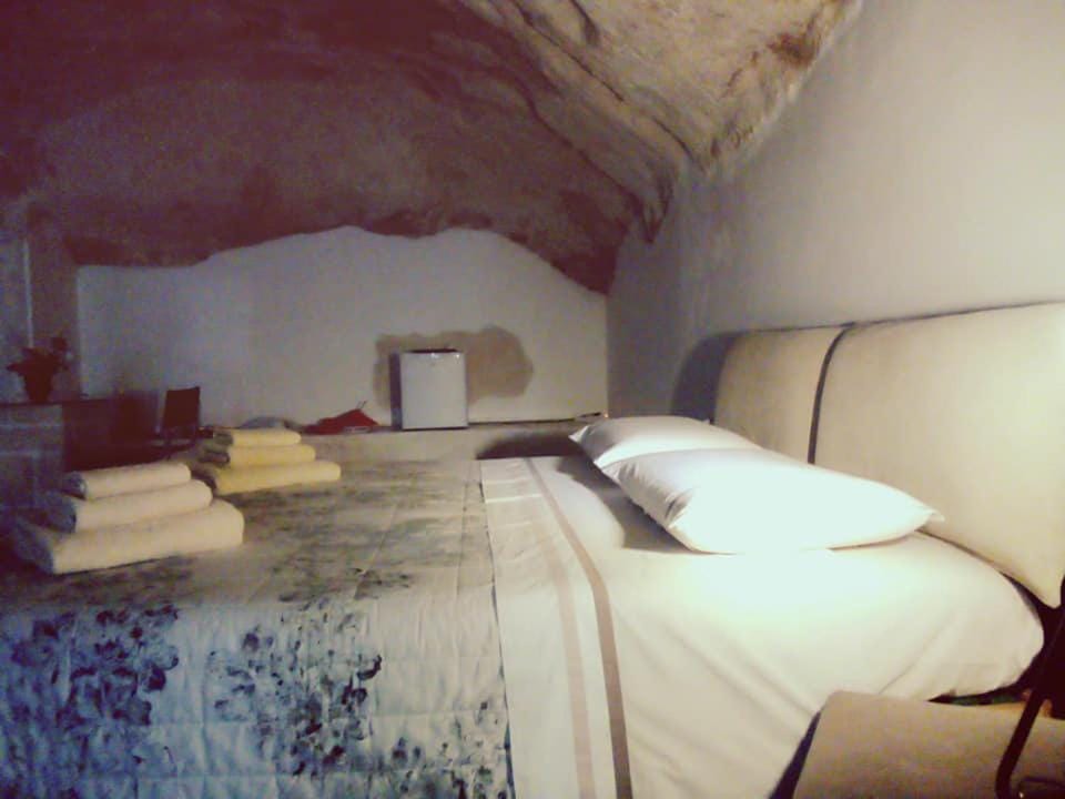 Alla dimora di Chiara Suite and Rooms Bed and Breakfast in Matera