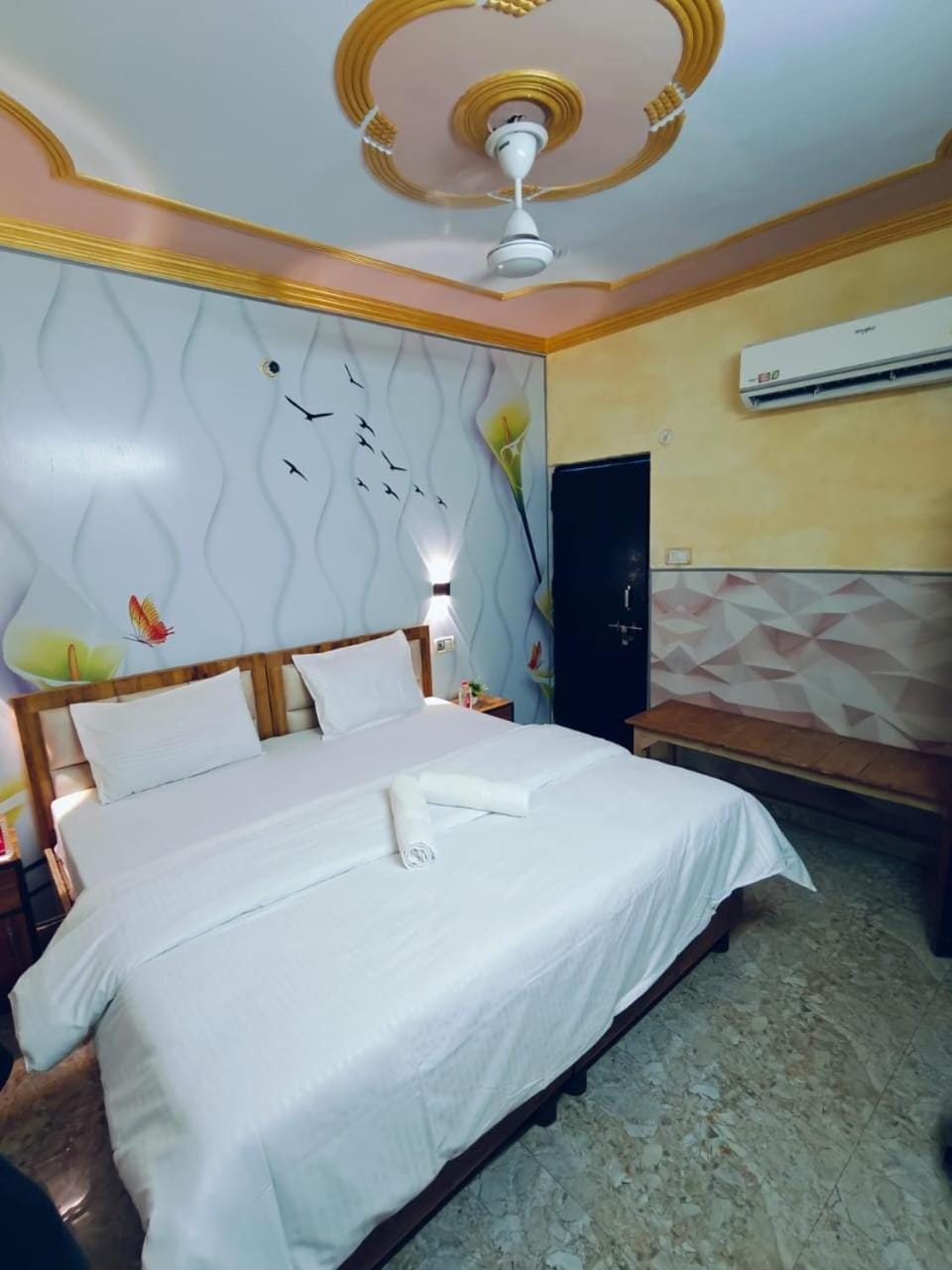 Bedroom, air conditioner