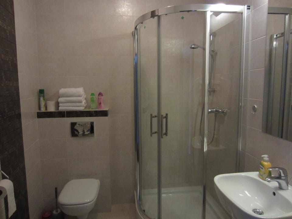 Willa M Slow Travel Cisza Park Centrum Bed and Breakfast in Lesser Poland Voivodeship
