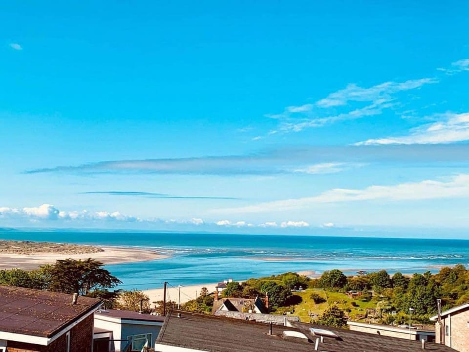 The Glass House House in Aberdyfi