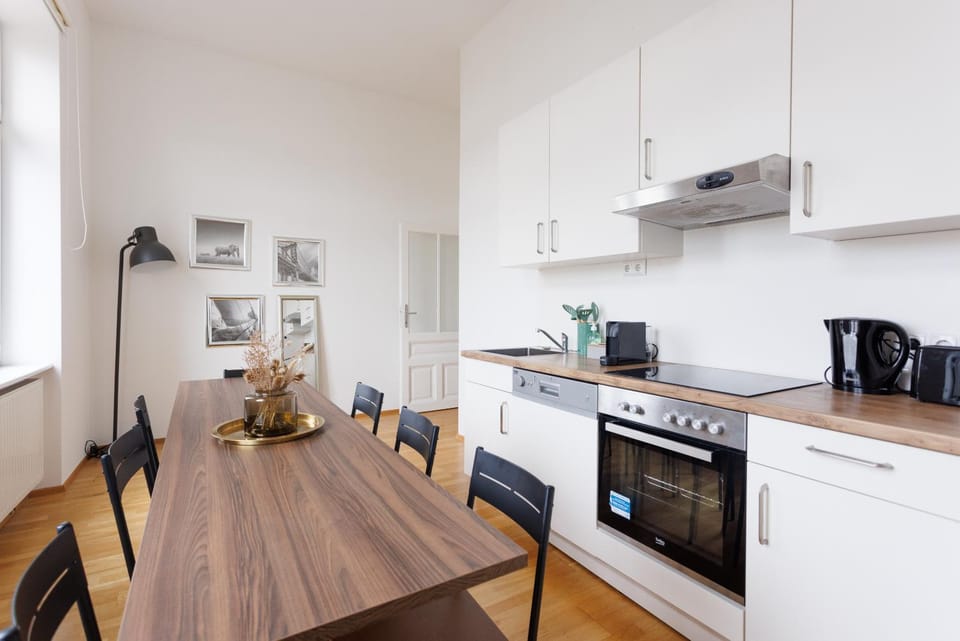 Kitchen or kitchenette, Dining area, dishwasher, oven, stove, toaster