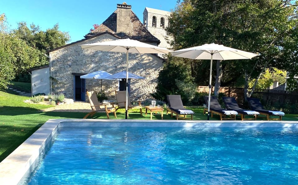 Charming La Maison Des Artistes near Bergerac with the Swimming Pool Villa in Nouvelle-Aquitaine