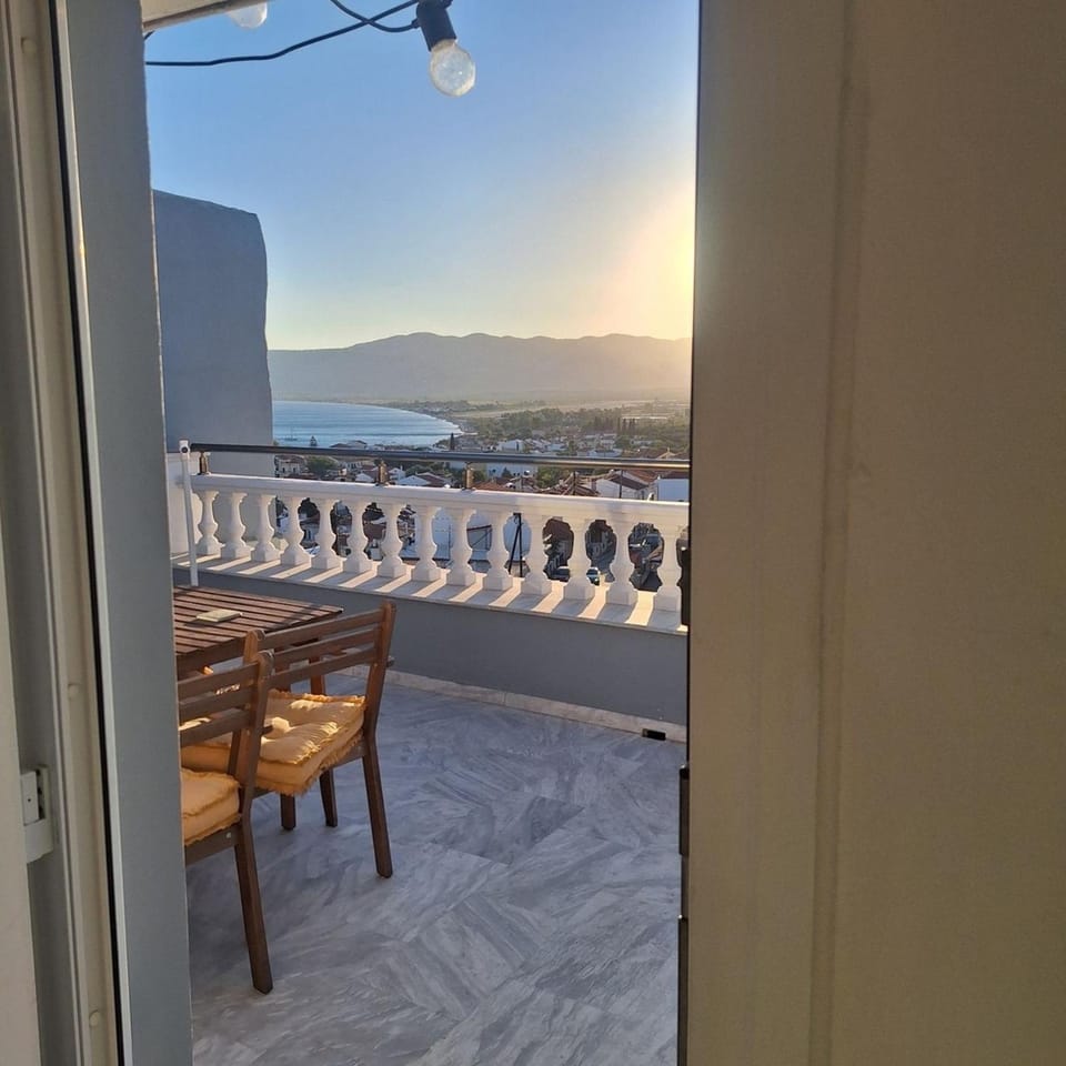 Patio, Natural landscape, View (from property/room), Balcony/Terrace, Mountain view, Sea view