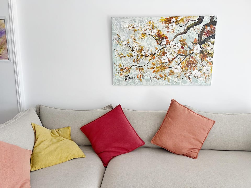 Living room, Decorative detail, Seating area