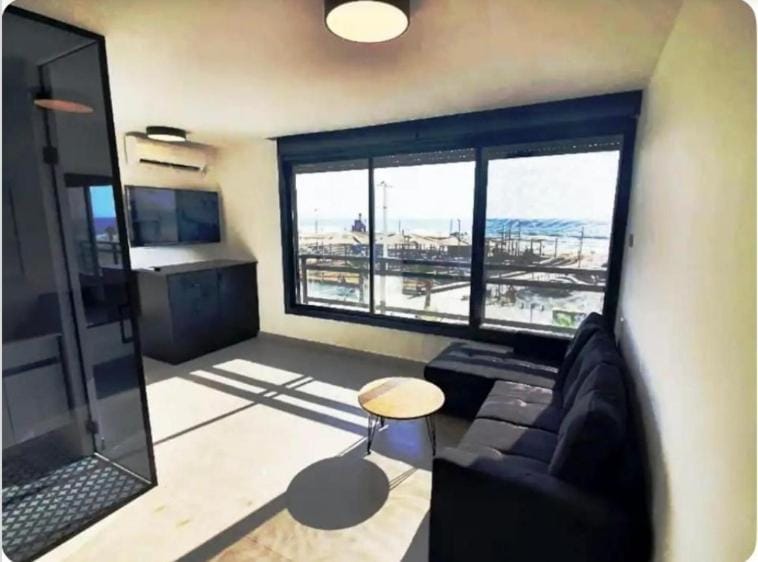 Ryo 11 דירת נופש חדשה על חוף הים נוף לים Apartment in Center District