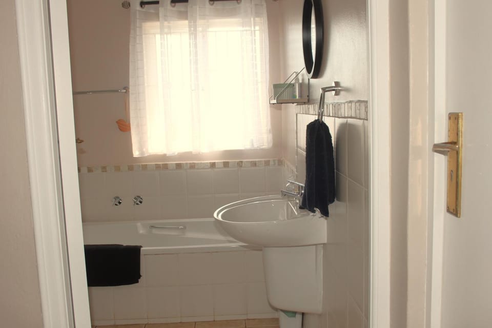 Bathroom, Bath
