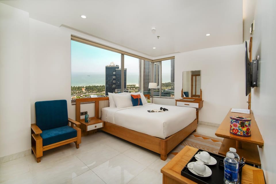 Bed, TV and multimedia, Coffee/tea facilities, Kitchen or kitchenette, Living room, Photo of the whole room, Seating area, Dining area, Bedroom, towels